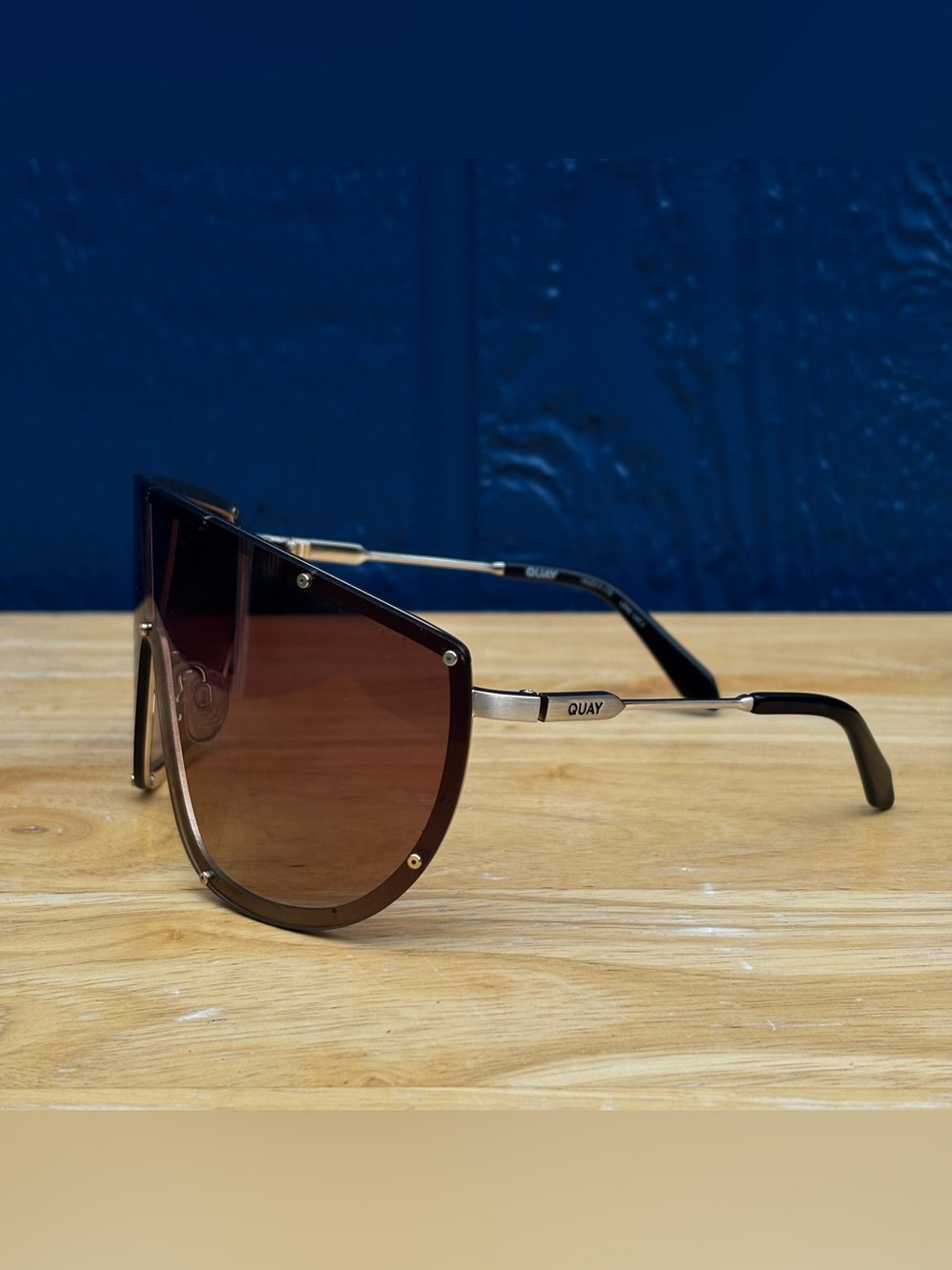 Quay Australia On Set Oversized Shield Sunglasses Brushed Gold Camo 70mm